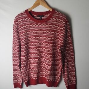 Banana Republic Red and White Crewneck Sweater